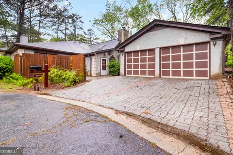 5082 Highland Hills Ct #93, Stone Mountain, GA 30088