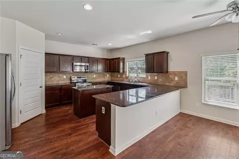 365 Lamont Ln, Hampton, GA 30228 photo 8