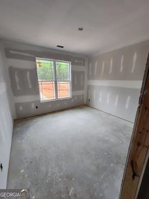 Bedroom - 282 Perkins Rd, Barnesville, GA 30204 photo 1 of 8