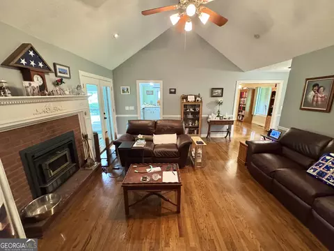 Living - 2660 Beeks Rd, Williamson, GA 30292 photo 2 of 2