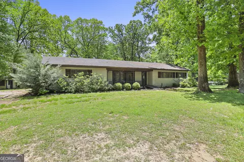 482 E Lake Rd, Mcdonough, GA 30252