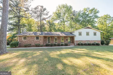 1420 Maplewood Dr, Macon, GA 31210