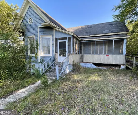 328 Woolfolk St, Macon, GA 31217