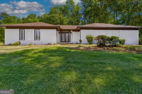 3430 Ambassador Dr, Columbus, GA 31907