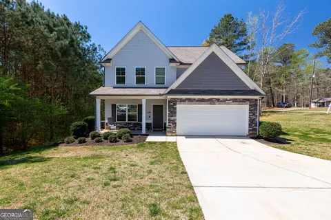 101 Greenfield Ln, Grantville, GA 30220