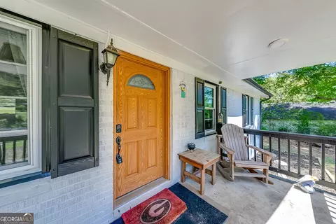 104 Pineview Dr, Monroe, GA 30655 photo 2