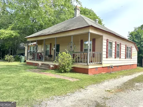 Exterior - 3002 24th Ave, Valley, AL 36854 photo 2 of 2