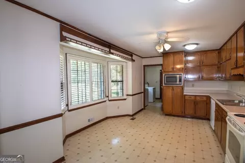 Kitchen - 2215 Mount Carmel Rd, Hampton, GA 30228 photo 1 of 2