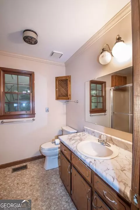 Bath - 2215 Mount Carmel Rd, Hampton, GA 30228 photo 2 of 3