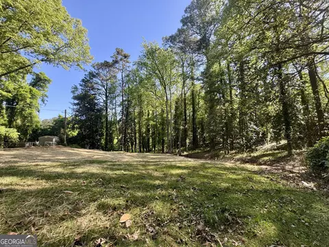 830 Piney Woods Dr, Lagrange, GA 30240 photo 3