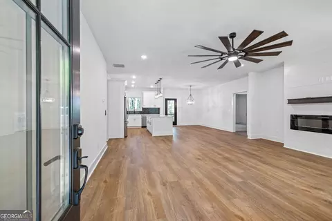 122 Planters Pointe Dr, Baldwin, GA 30511 photo 4