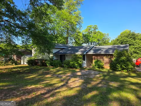 104 Sunnydale Dr, Warner Robins, GA 31088