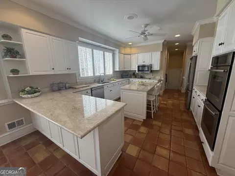 Kitchen - 1621 Maple Dr, Griffin, GA 30224 photo 1 of 4