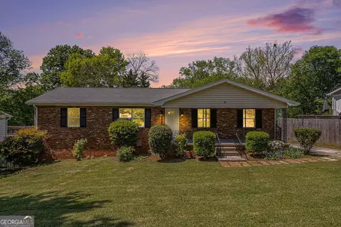 1085 Azalea Cir NE, Marietta, GA 30062