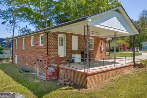 38 Irene St, Toccoa, GA 30577 photo 4