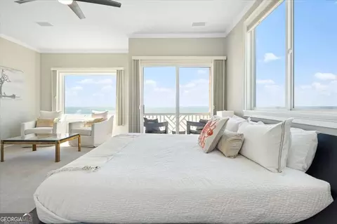 1028 Beachview Dr #5, St. Simons, GA 31522