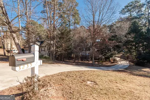 3235 Crestview Dr, Cumming, GA 30041