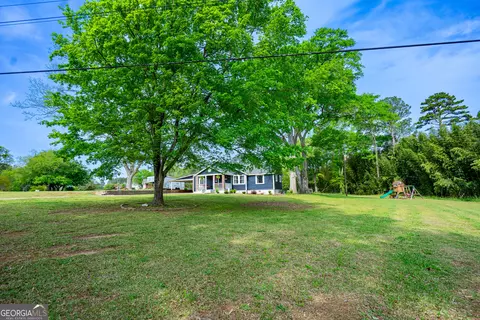 Exterior - 28 Jandale Dr, Lagrange, GA 30241 photo 1 of 6