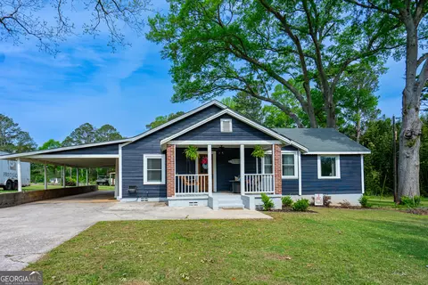 Exterior - 28 Jandale Dr, Lagrange, GA 30241 photo 2 of 6