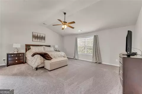 Bedroom - 1304 Slate Bend Dr, Dacula, GA 30019 photo 2 of 5