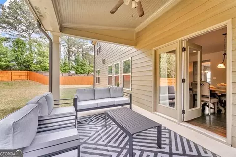 Exterior - 1304 Slate Bend Dr, Dacula, GA 30019 photo 4 of 8