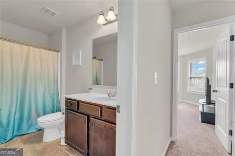 Entry Way - 1304 Slate Bend Dr, Dacula, GA 30019 photo 3 of 3