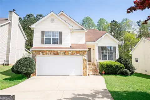 4032 Robin Cir, College Park, GA 30349