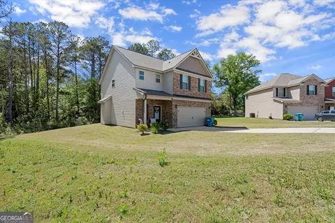 106 Thurman Ct, Jackson, GA 30233 photo 4