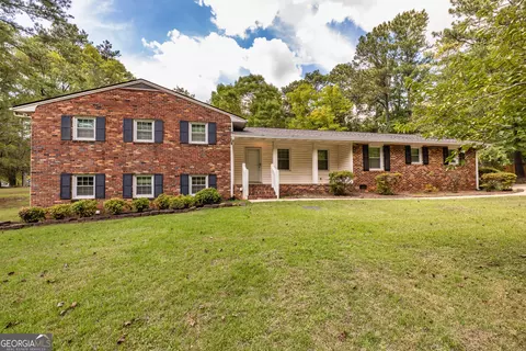 8289 Lake View Ter, Riverdale, GA 30274