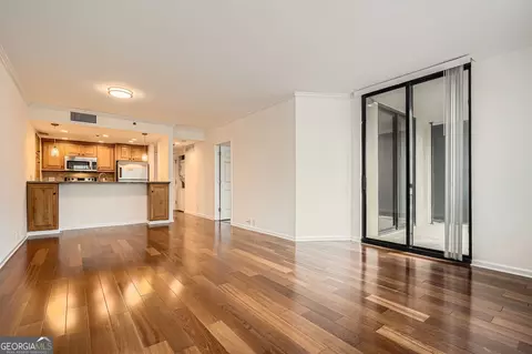 3481 Lakeside Dr NE #1504, Atlanta, GA 30326