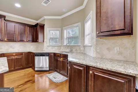 Kitchen - 3705 Royer Ln, Hampton, GA 30228 photo 3 of 9