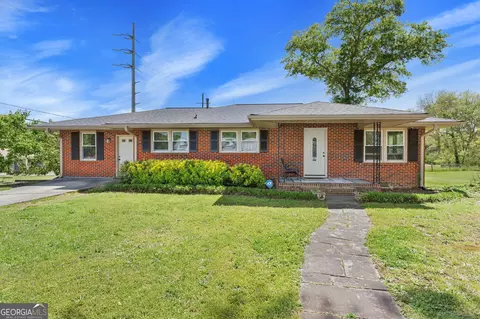 318 E Tate St, Elberton, GA 30635