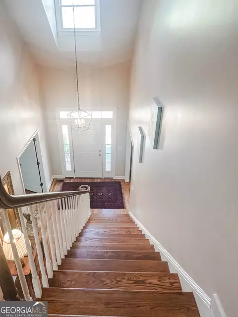 Entry Way - 1370 Cedar Dr, Madison, GA 30650 photo 2 of 2