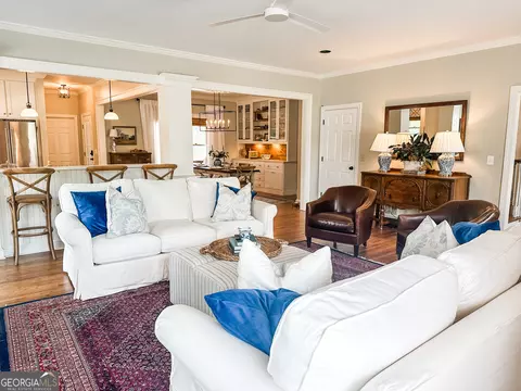 Living - 1370 Cedar Dr, Madison, GA 30650 photo 2 of 2