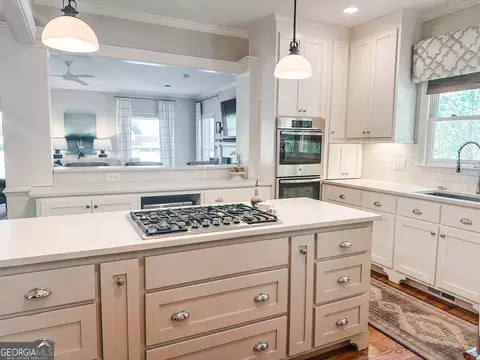 Kitchen - 1370 Cedar Dr, Madison, GA 30650 photo 2 of 2
