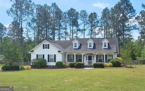 902 Pointer Rd, Statesboro, GA 30461