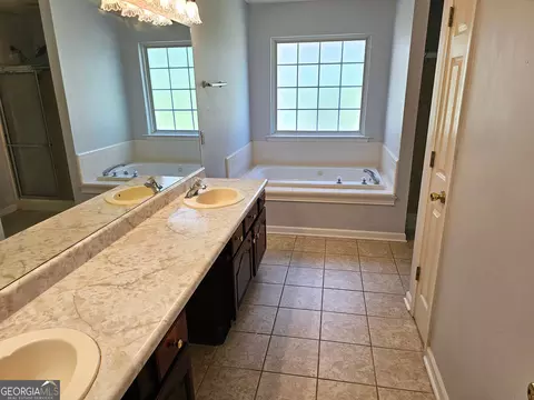 Bath - 902 Pointer Rd, Statesboro, GA 30461 photo 1 of 4
