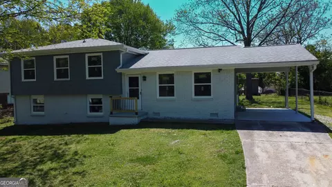 2571 Stanford Dr, Ellenwood, GA 30294
