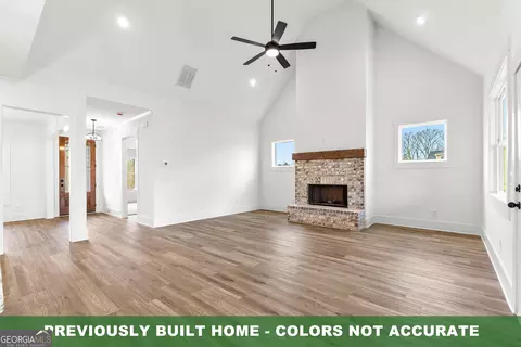 Living - 351 Conner Ln #LOT 7, Williamson, GA 30292 photo 3 of 3