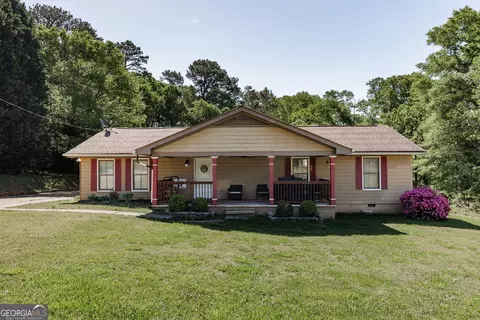 415 Maple Park Dr, Winder, GA 30680
