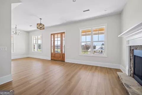 413 Roper Dr, Clarkesville, GA 30523 photo 6