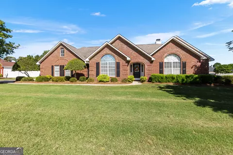 110 Brentwood Dr, Warner Robins, GA 31088