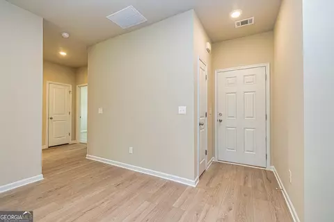 210 Wl Miller Dr, Jackson, GA 30233 photo 26