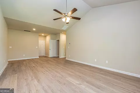 210 Wl Miller Dr, Jackson, GA 30233 photo 28
