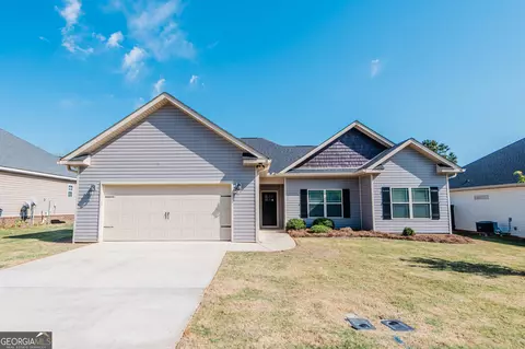 310 New Hope Dr, Perry, GA 31069