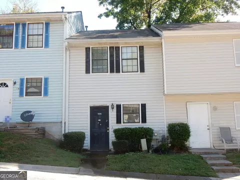 6935 Oakhill Cir, Austell, GA 30168