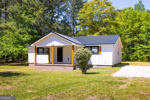 520 Perry St, Waverly Hall, GA 31831