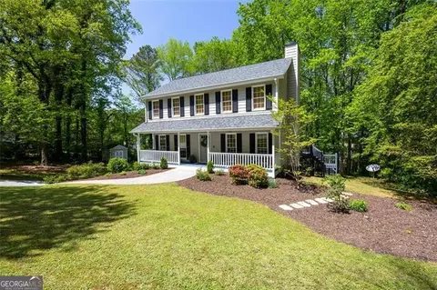 6005 Cherecobb Ln, Woodstock, GA 30188