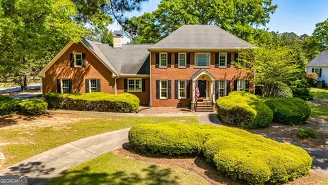 403 Audubon Cir, Griffin, GA 30223