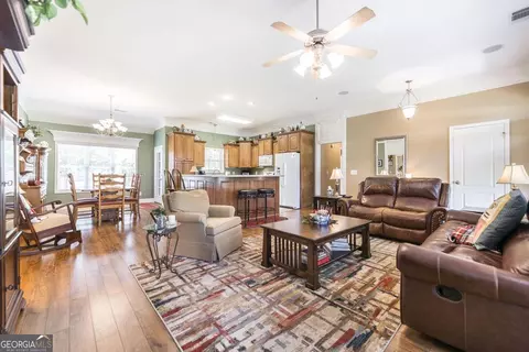 115 Desirable Ln, Perry, GA 31069 photo 10